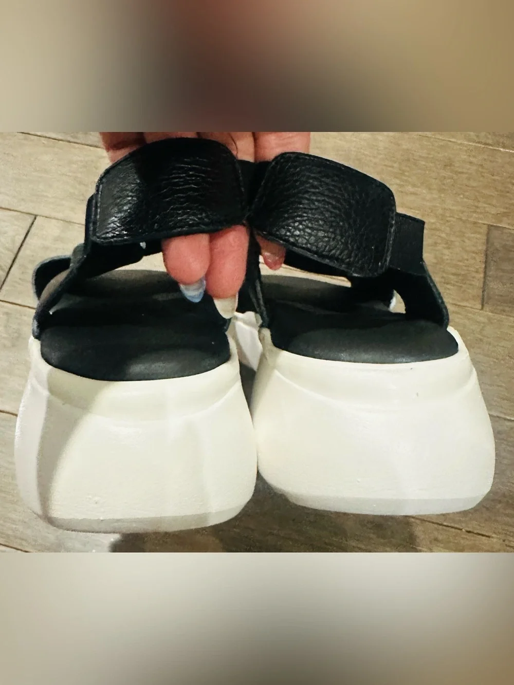Anthropologie Women’s Sz 38/7.5 Black/White Daily Practice Fisherman Sandals